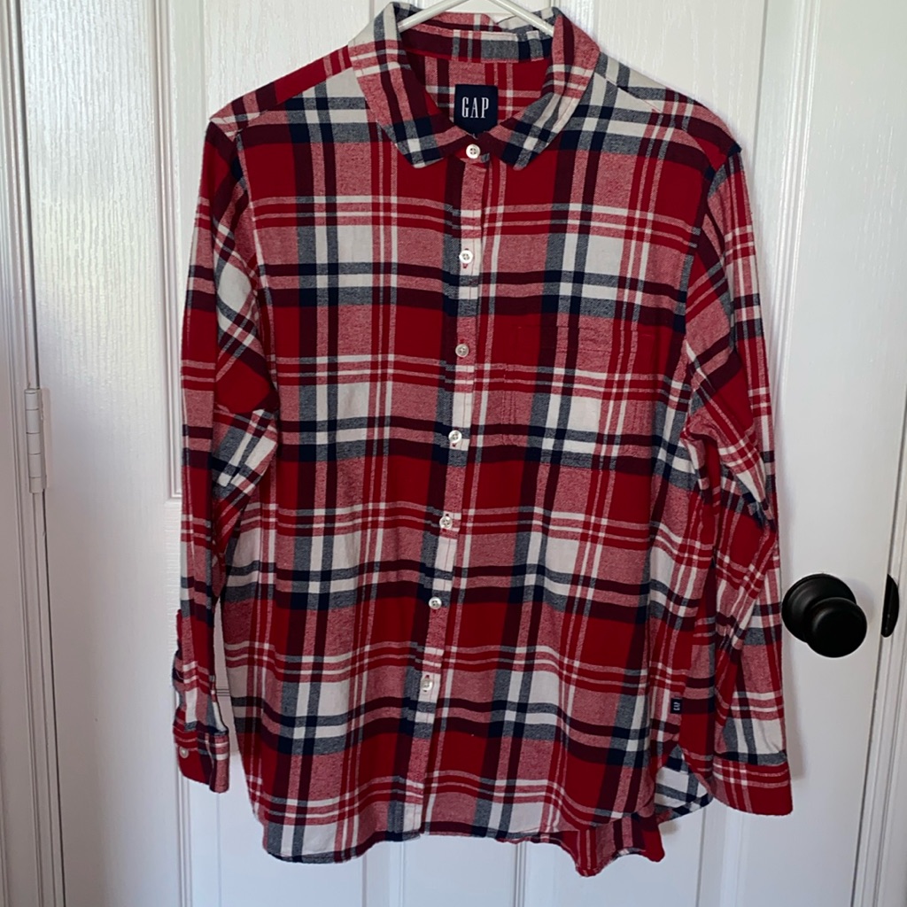 Gap Red, White And Blue Long Sleeve Flannel Button Down Shirt